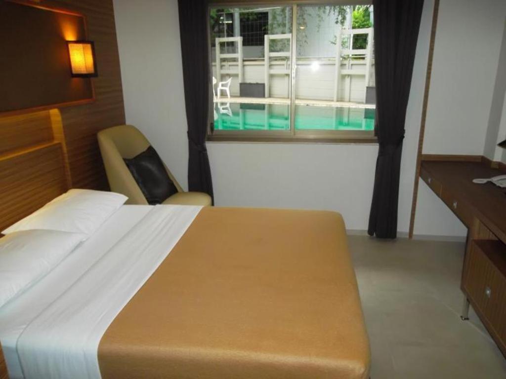 Honey Lodge Pattaya Exterior photo