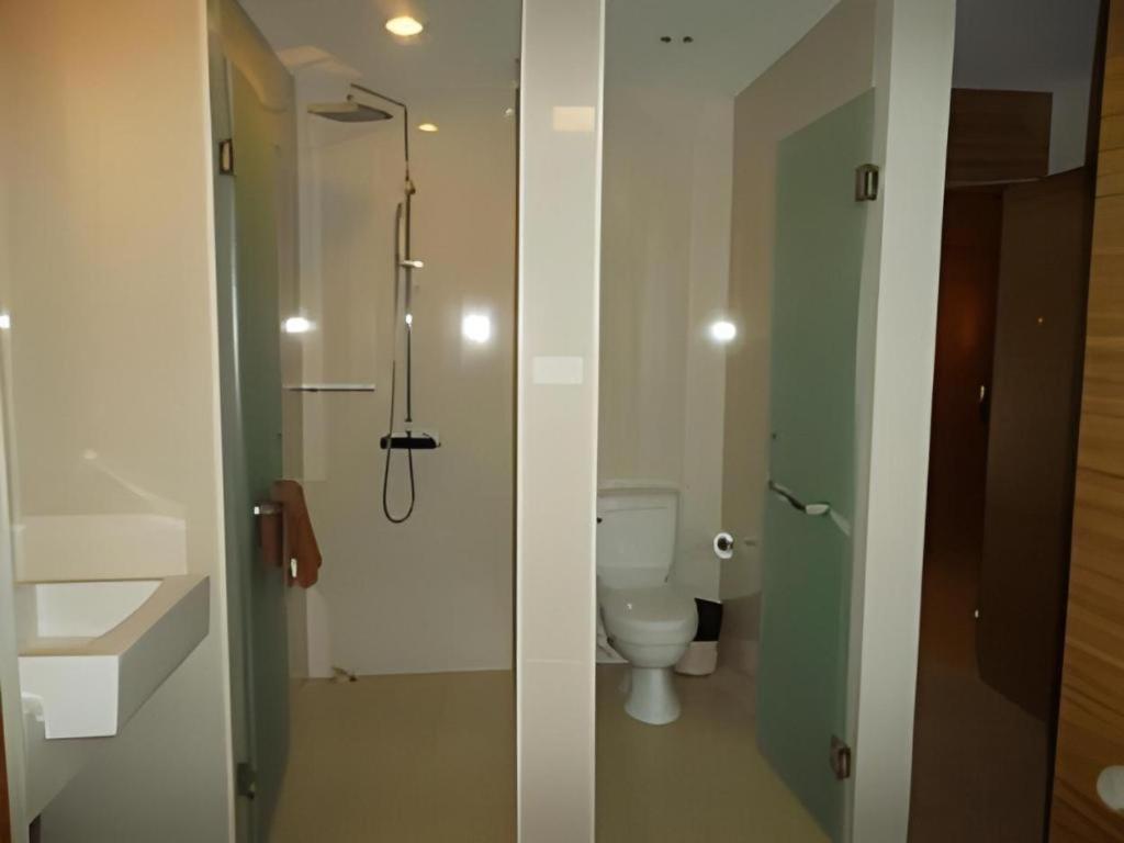 Honey Lodge Pattaya Exterior photo